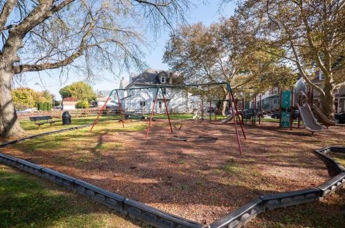 1009 Wilkes Barre St, Easton PA  18042-6381 exterior