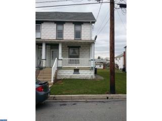 241 Chestnut St, Greenwich PA  19530-1503 exterior