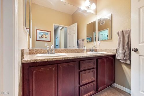 3244 Ventura Rd, Oxnard CA  93036-5459 exterior