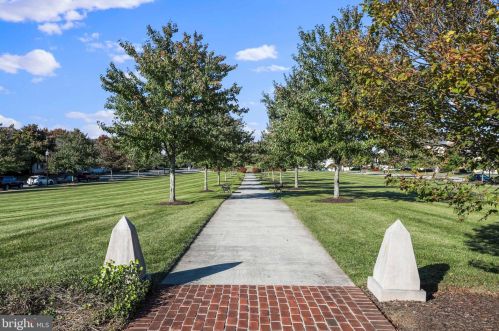 445 Lord Fairfax St, Charles Town WV  25414-2603 exterior