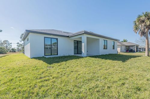 4125 19th Pl, Cape Coral FL  33904-8037 exterior