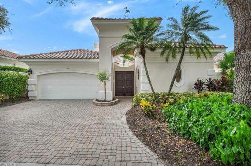 1296 Grand Isle Ct, Naples, FL 34108-3322