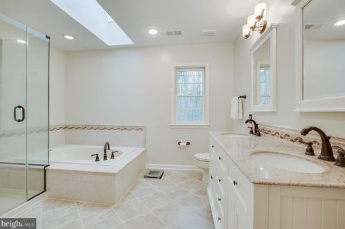 13874 Amy Ln, Nokesville VA  20181-3210 exterior