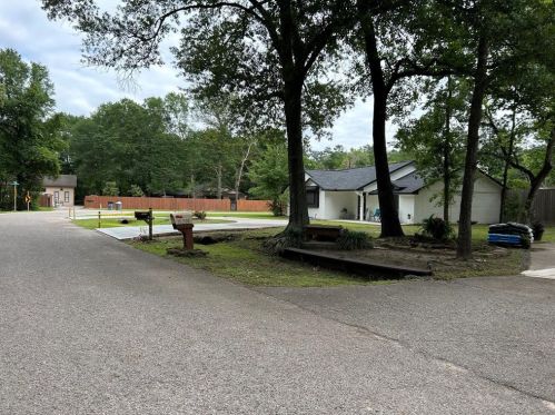 10204 Sunset Ln, Conroe TX  77385-9520 exterior