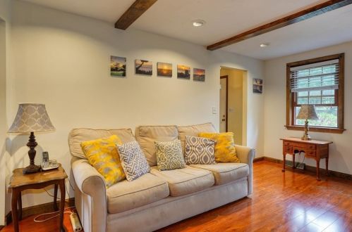 21 Saddle Hill Rd, Medway, MA 02053-1940