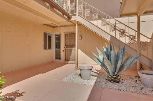 19850 Star Ridge Dr, Sun City, AZ 85375-4111
