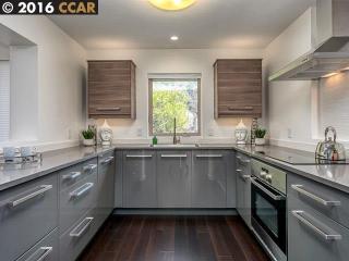 1307 Homestead Ave, Walnut Creek CA  94598-1805 exterior