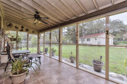 301 Nicole Way, Georgetown, TX 78633-1924