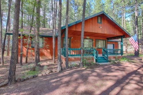 8672 Alchesay Dr, Pinetop, AZ 85935-8347