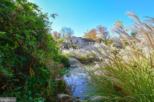 2023 Bethel Rd, Lansdale PA 19446-6054 exterior