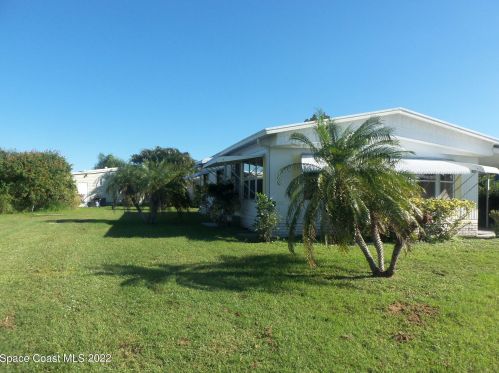 927 Thrush Cir, Sebastian, FL 32976-7524