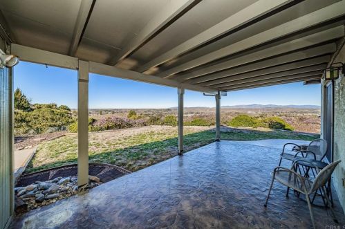 3866 San Pablo Ave, Oceanside CA  92057-7208 exterior