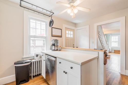 530 Ocean Ave, United States Coast Guard Ac CT  06320-4532 exterior