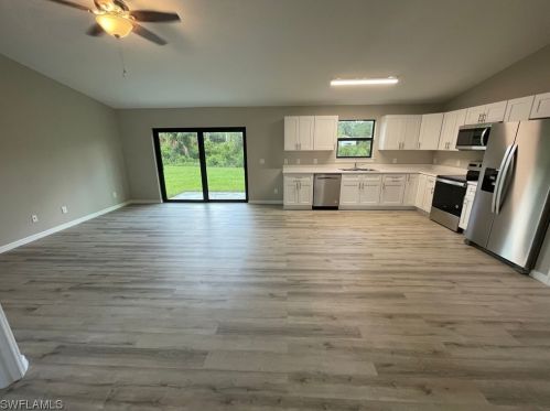 1143 Sunrise Blvd, Lehigh Acres FL  33974-9822 exterior