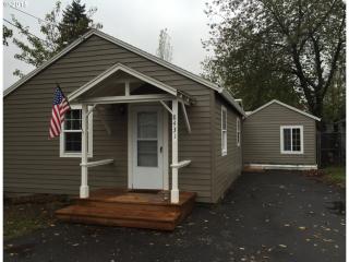 8431 64th Ave, Portland, OR 97206-8817