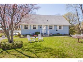 5 Vista St, Danbury, CT 06811-3134