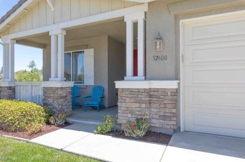 32600 San Clemente, Lake Elsinore CA  92530-0477 exterior