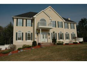 6 Leonard Ln, Salem, NH 03079-4825