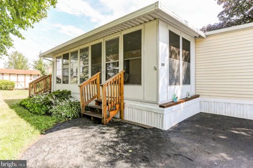 1 Meadow Run Pl, Harrisburg, PA 17112-3362