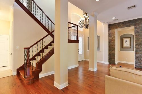 2641 Grand Lakeside Dr, Palm Harbor FL  34684-1028 exterior