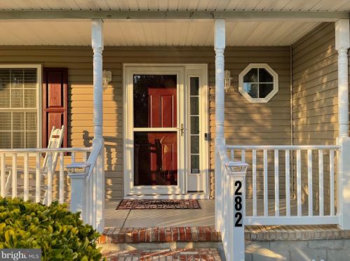 282 Cantwell Dr, Dover, DE 19904-1599