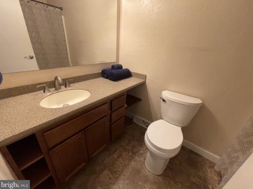 842 Woodcrest Turn, Dover DE  19904-2412 exterior