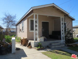 8126 Jefferson St, Paramount CA  90723-4413 exterior