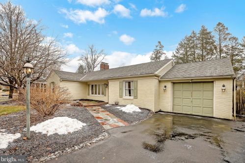 1808 Wrightfield Rd, Yardley, PA 19067-3133
