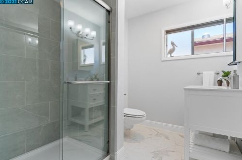 5500 Sandmound Blvd, Oakley CA  94561-5027 exterior