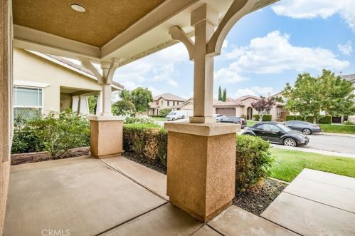 1361 Crown Imperial Ln, Beaumont CA  92223-8487 exterior