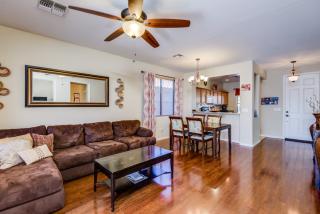 40118 Graham Ct, Phoenix, AZ 85086-2300