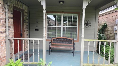 1512 Bryant Way, Beaumont, TX 77706-3104