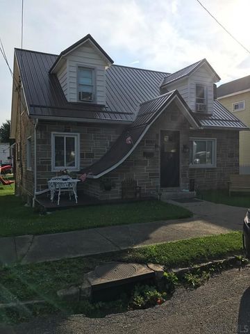 415 Stonycreek St, Boswell, PA 15531-1023