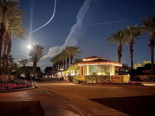 29 Sun Ridge Cir, Rancho Mirage CA  92270-2641 exterior