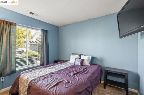 20 Megan Ct, Oakley CA  94561-3956 exterior