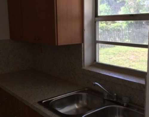 128 5th Ave, Dania Beach FL  33004-2753 exterior