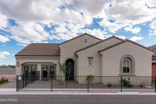 4123 Las Colinas Dr, Chandler, AZ 85249-4219