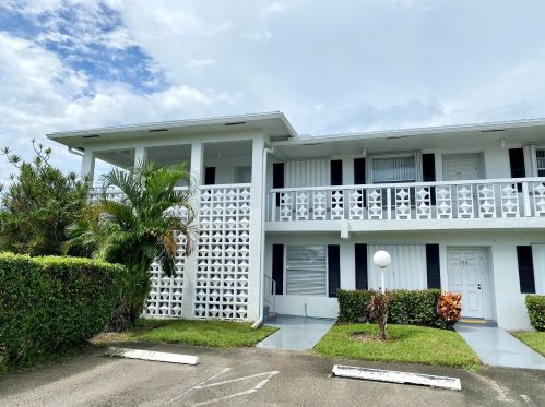 2721 13th St, Delray Beach, FL 33445-5821