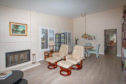 18076 Avenida Alozdra, San Diego CA 92128-1570 exterior