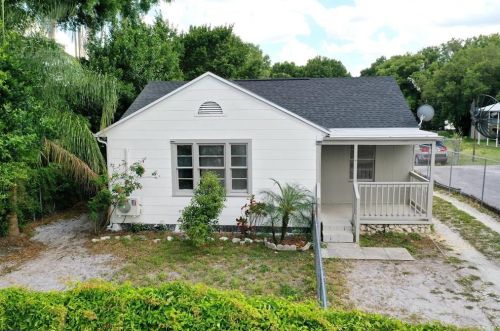 2938 Avenue G, Winter Haven FL  33880-2127 exterior