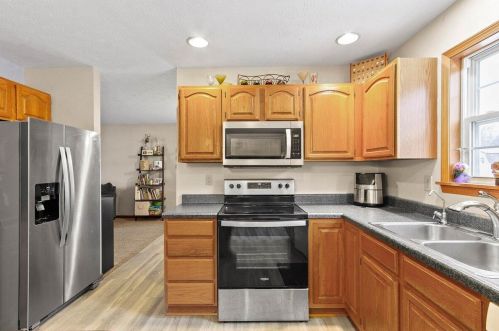 401 Highview Dr, Bellefontaine OH  43311-9145 exterior