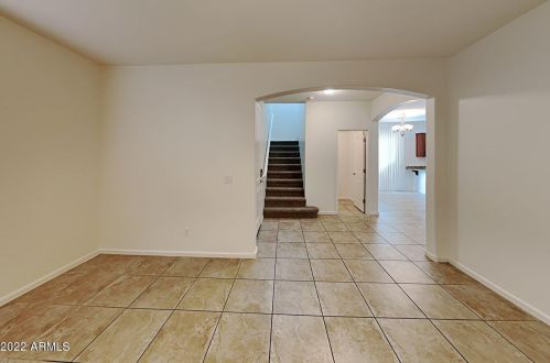 1483 Colt Dr, Gilbert, AZ 85296-7341