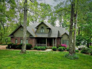 1232 River Oaks Dr, Kingston, TN 37763-2356