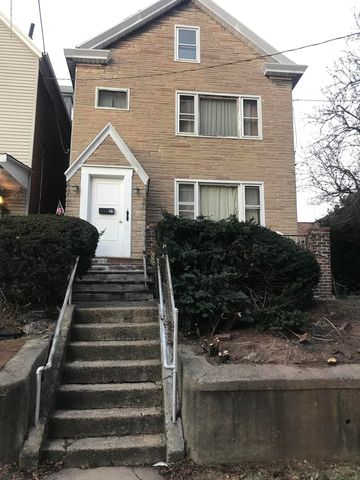 21 30th St, Bayonne, NJ 07002-4705