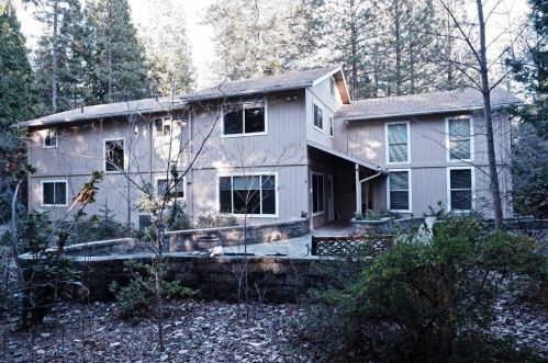 11233 Glen Meadow Dr, Grass Valley, CA 95945-6927
