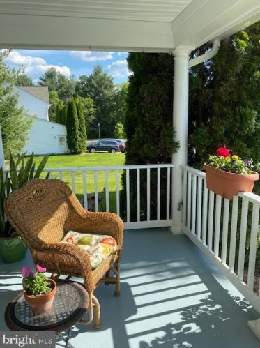 500 Rosemary Ln, Purcellville VA  20132-3274 exterior