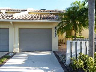 1909 Canterbury Cir, West Palm Beach, FL 33414-6240