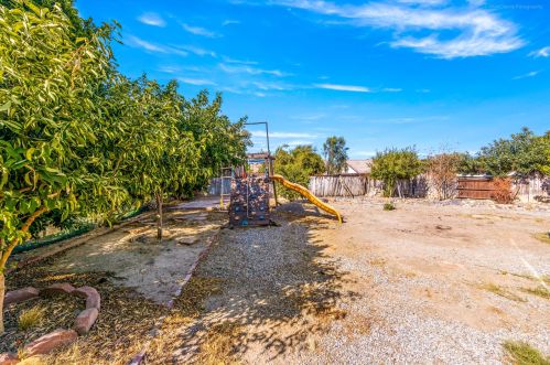 80694 Columbia Ave, Indio CA  92201-4948 exterior