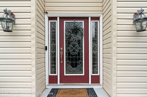 240 Sunnybrook Rd, Jackson Twp NJ  08527-4615 exterior