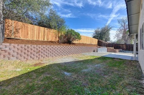 6351 Eldon Ave, Loomis CA  95650-8803 exterior